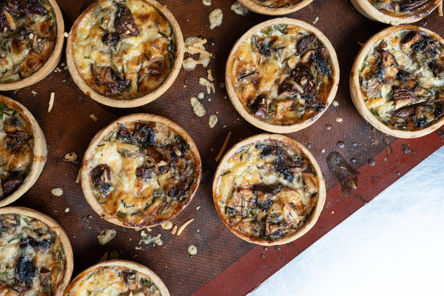 Paddenstoel & truffel mini quiche